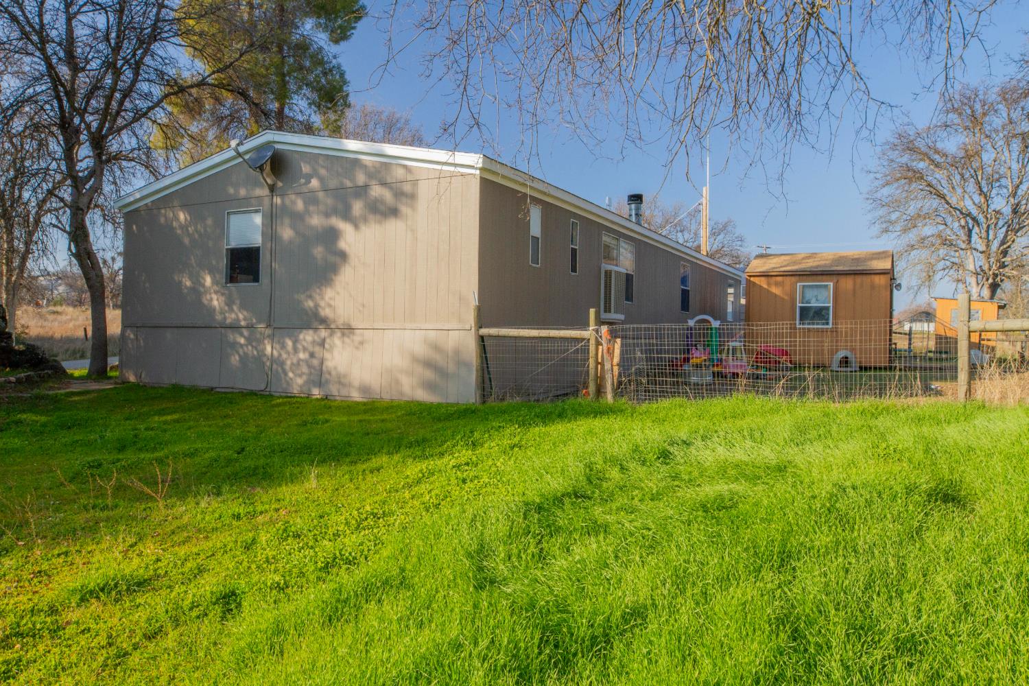 33831 Medford Rd, Auberry, CA 93602