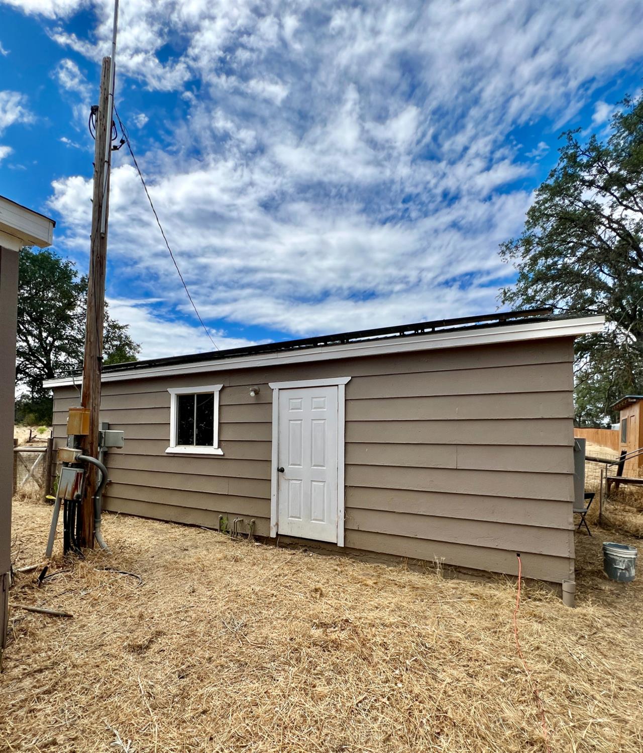 33831 Medford Rd, Auberry, CA 93602