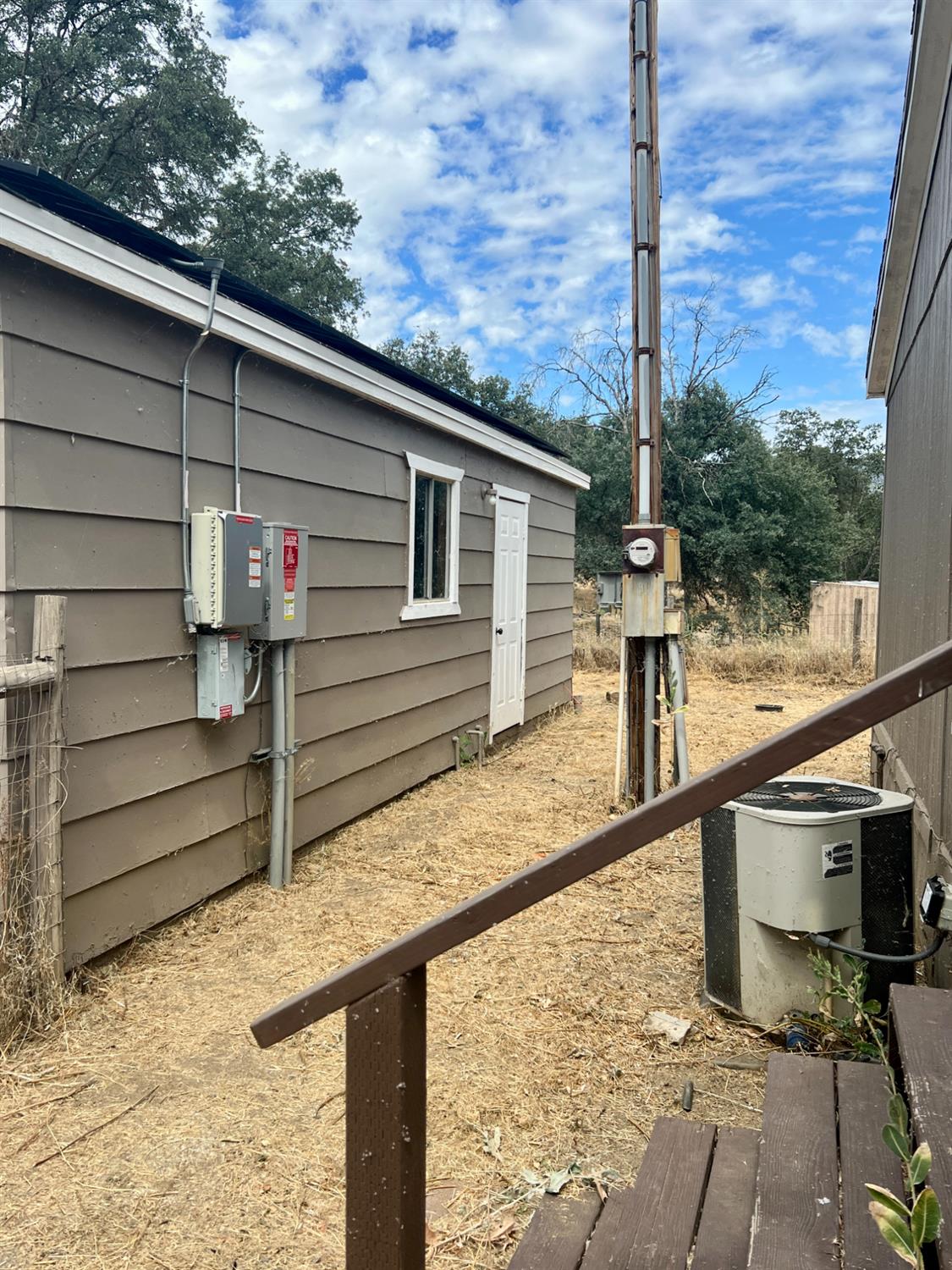 33831 Medford Rd, Auberry, CA 93602