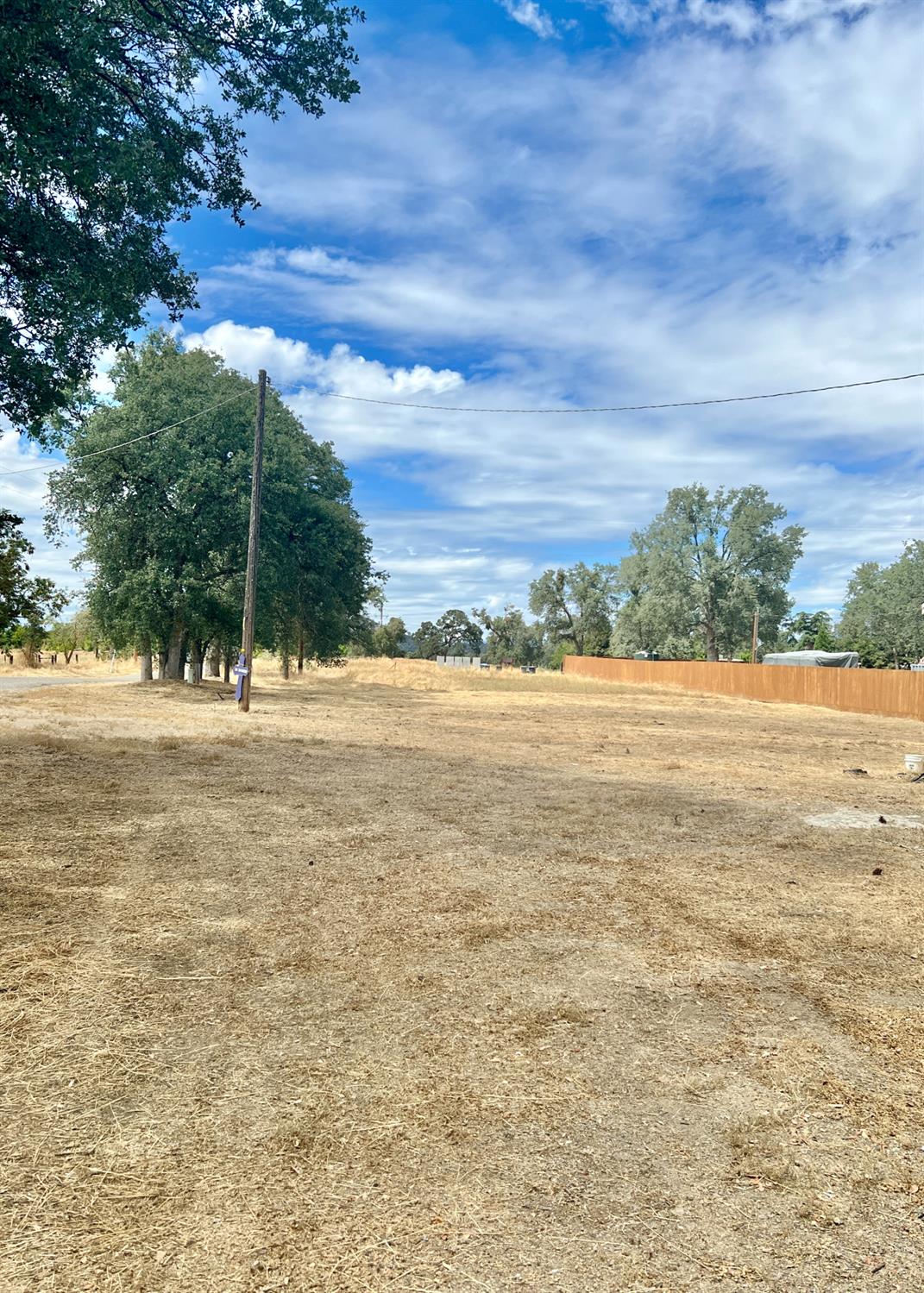 33831 Medford Rd, Auberry, CA 93602