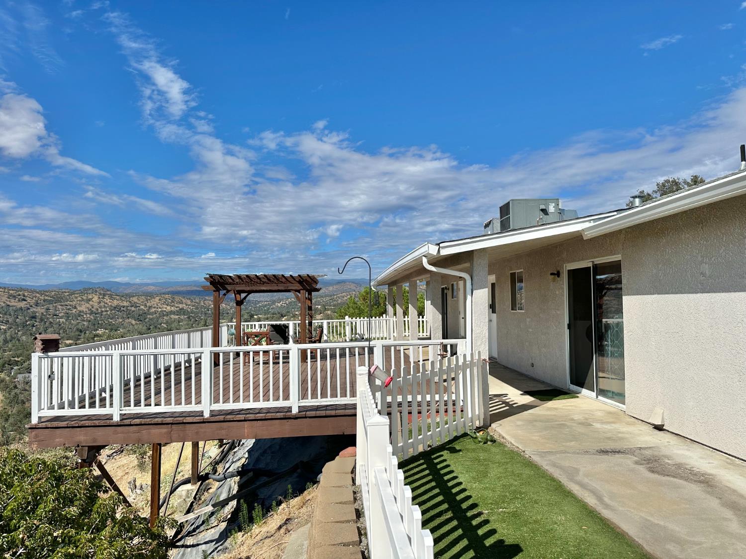39925 Lilley Mountain Dr, Coarsegold, CA 93614