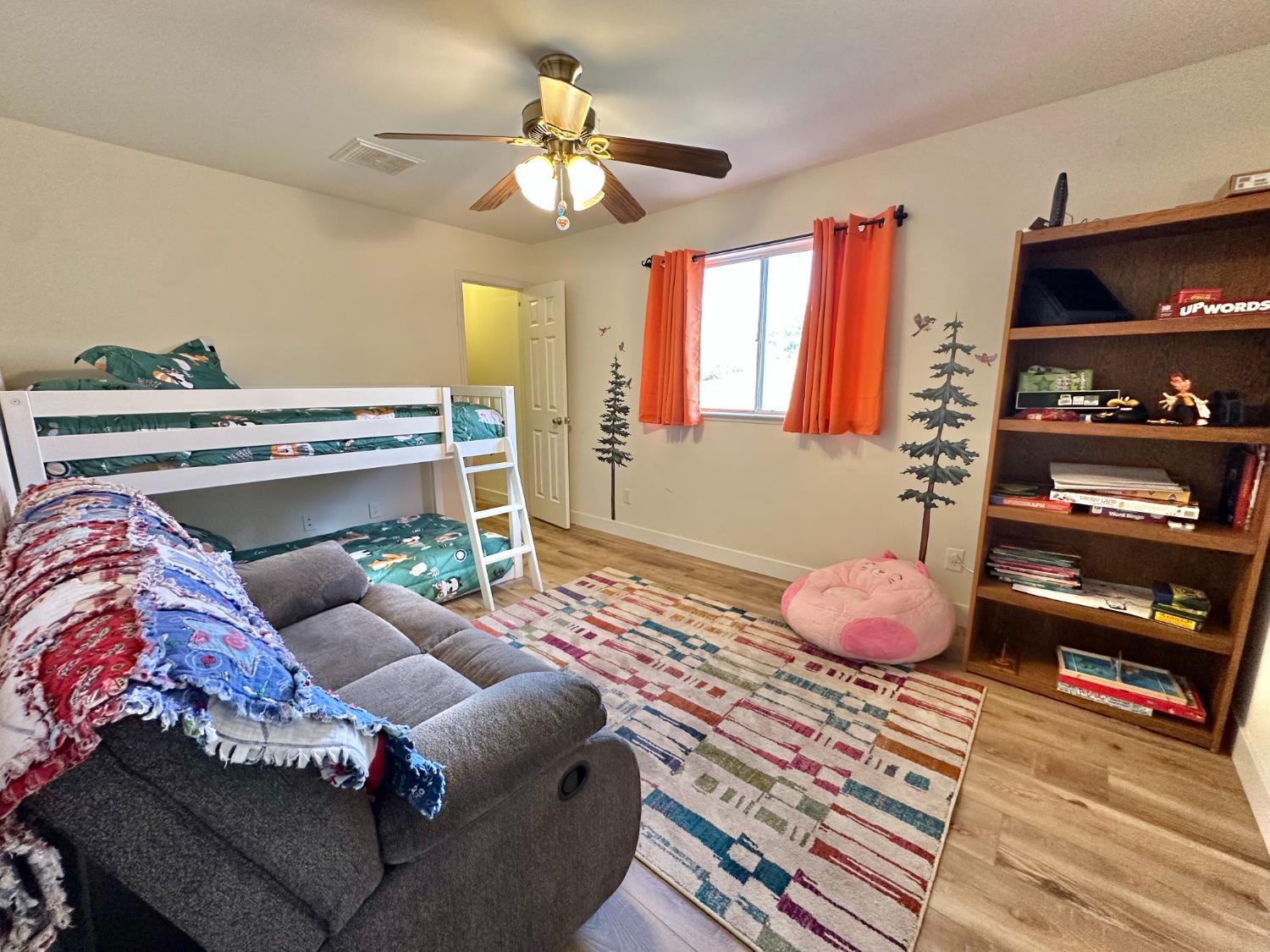 39925 Lilley Mountain Dr, Coarsegold, CA 93614