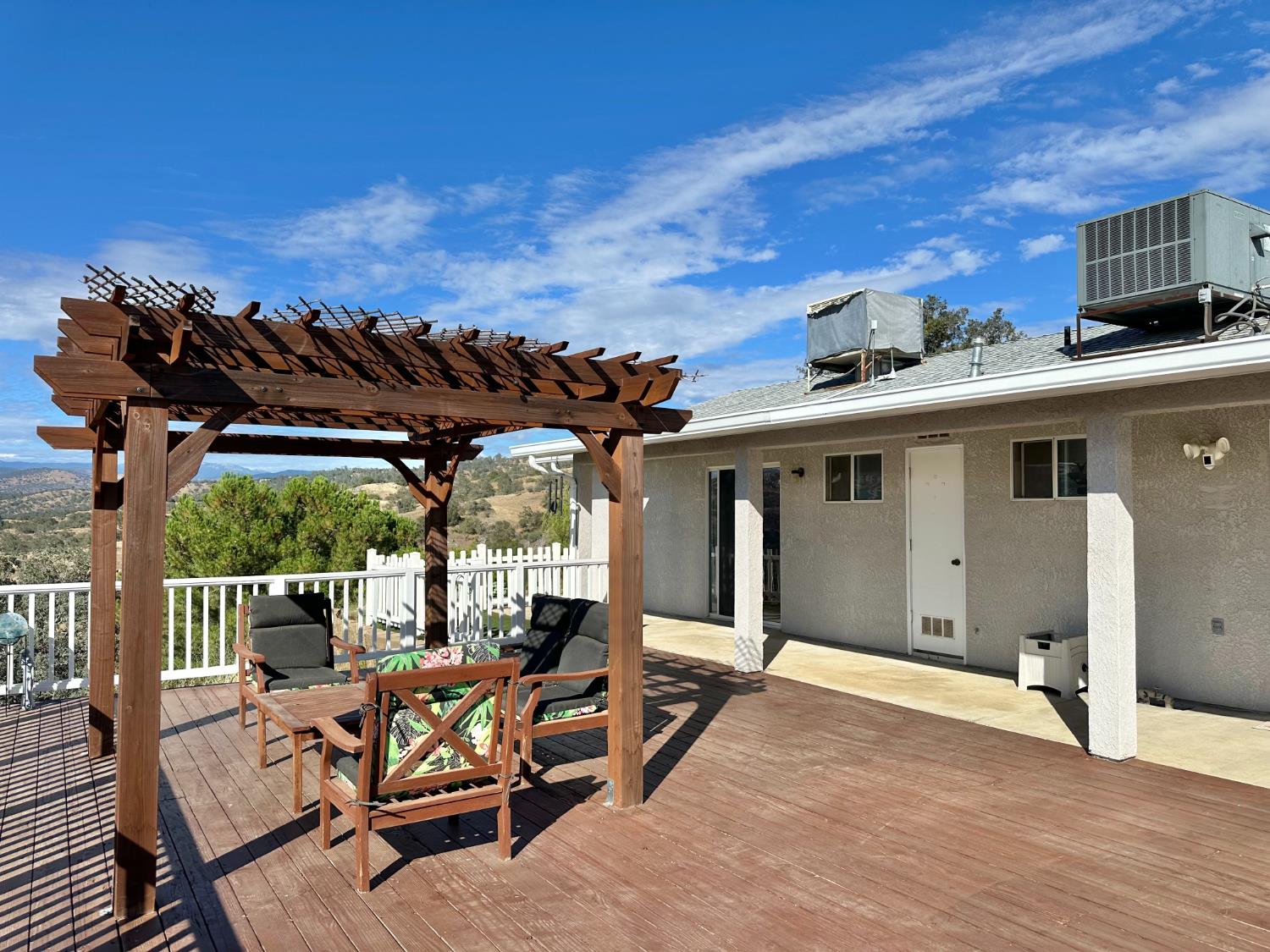 39925 Lilley Mountain Dr, Coarsegold, CA 93614