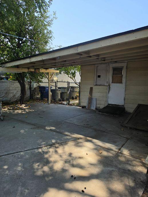 3247 E Butler Ave, Fresno, CA 93702