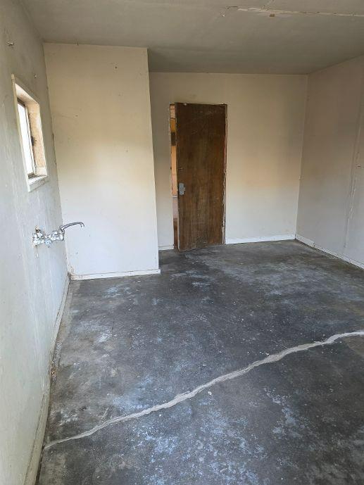 3247 E Butler Ave, Fresno, CA 93702