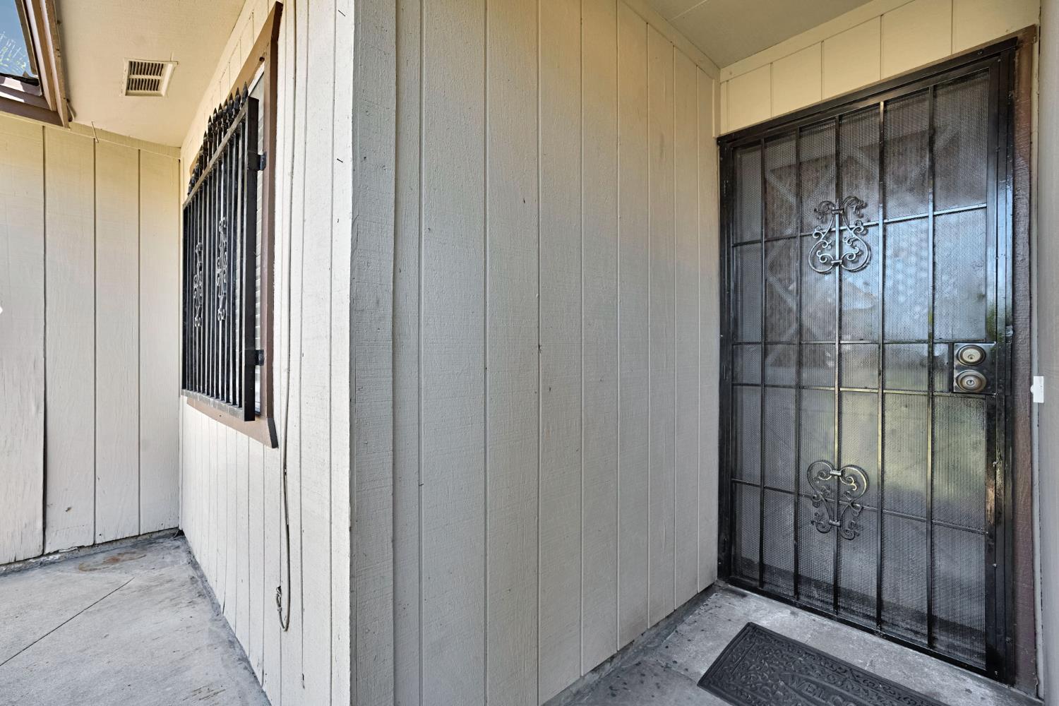 3842 E White Ave, Fresno, CA 93702