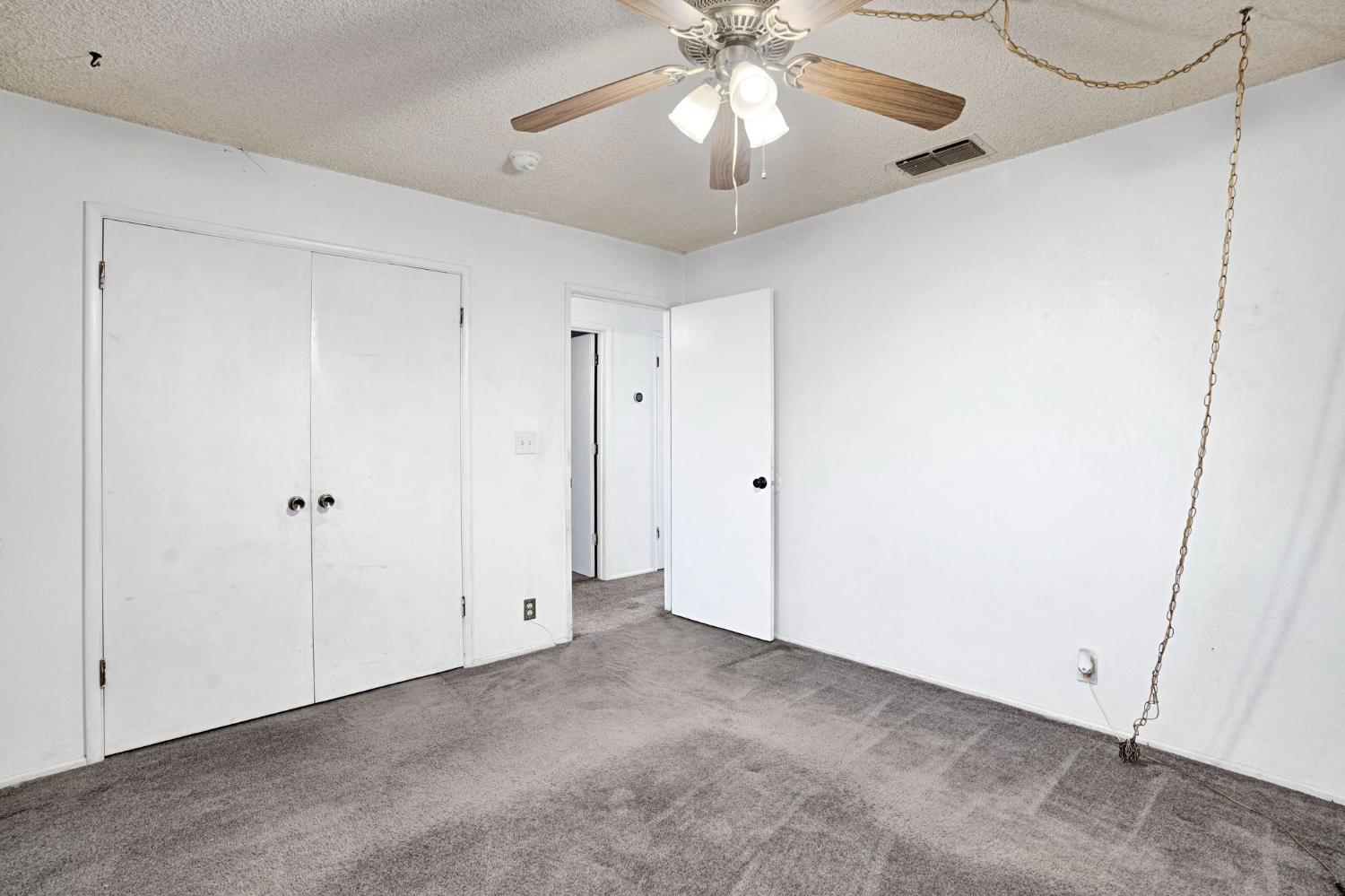 3842 E White Ave, Fresno, CA 93702