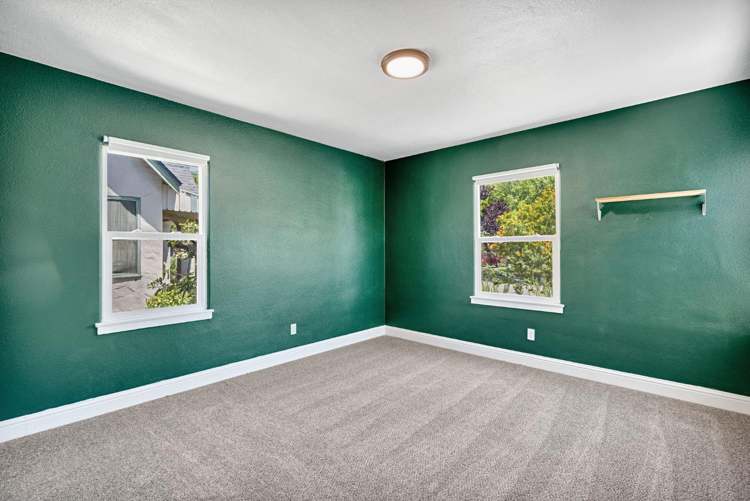1465 N Harrison Ave, Fresno, CA 93728