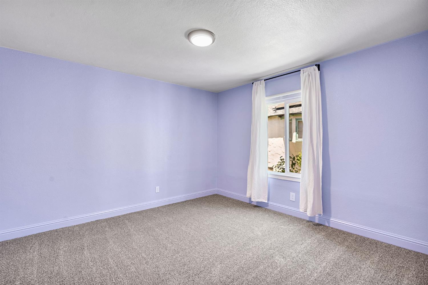 1465 N Harrison Ave, Fresno, CA 93728