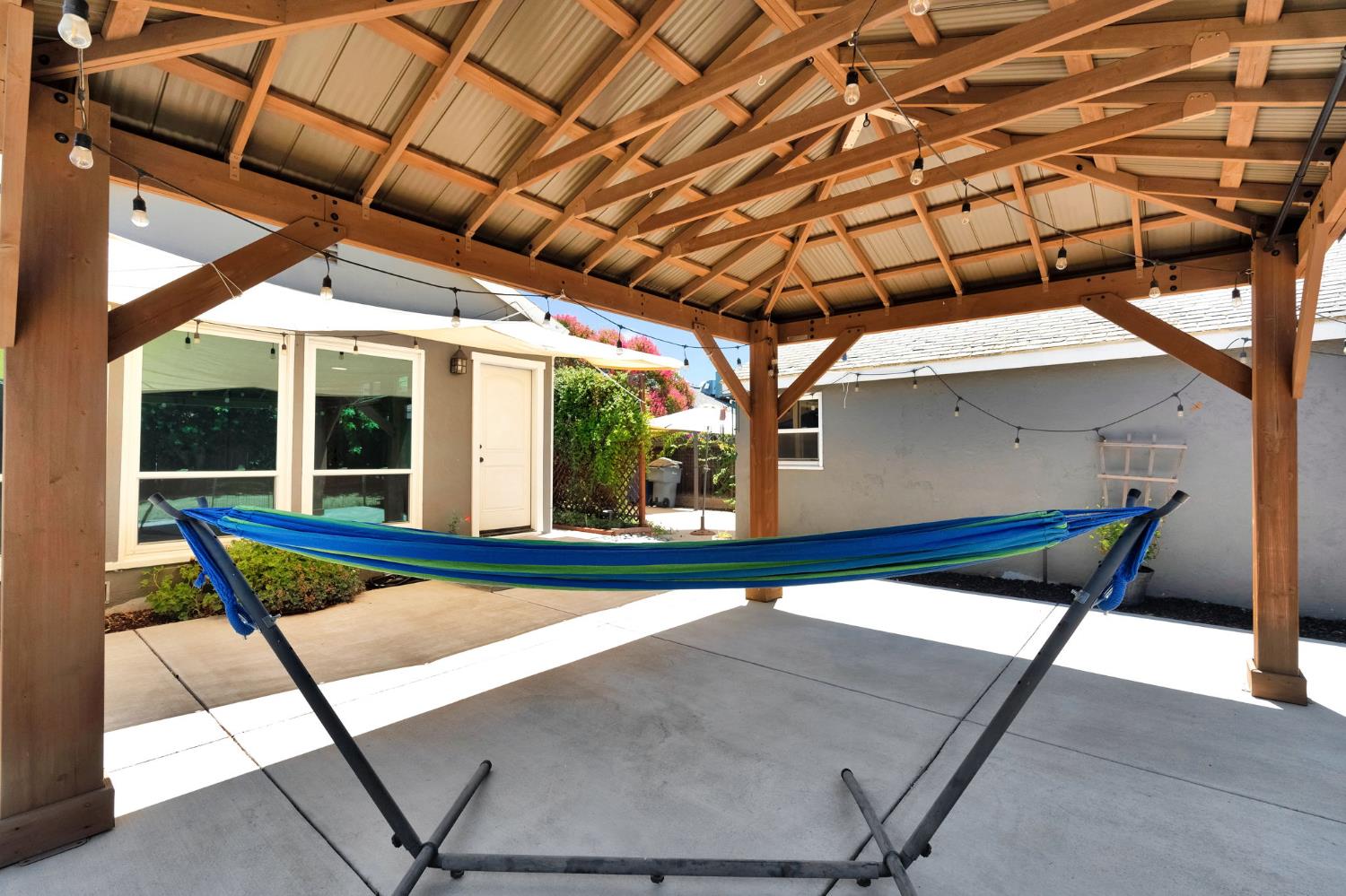 1465 N Harrison Ave, Fresno, CA 93728
