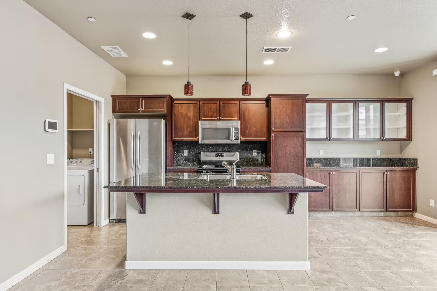 3002 Redington Ave, Clovis, CA 93619