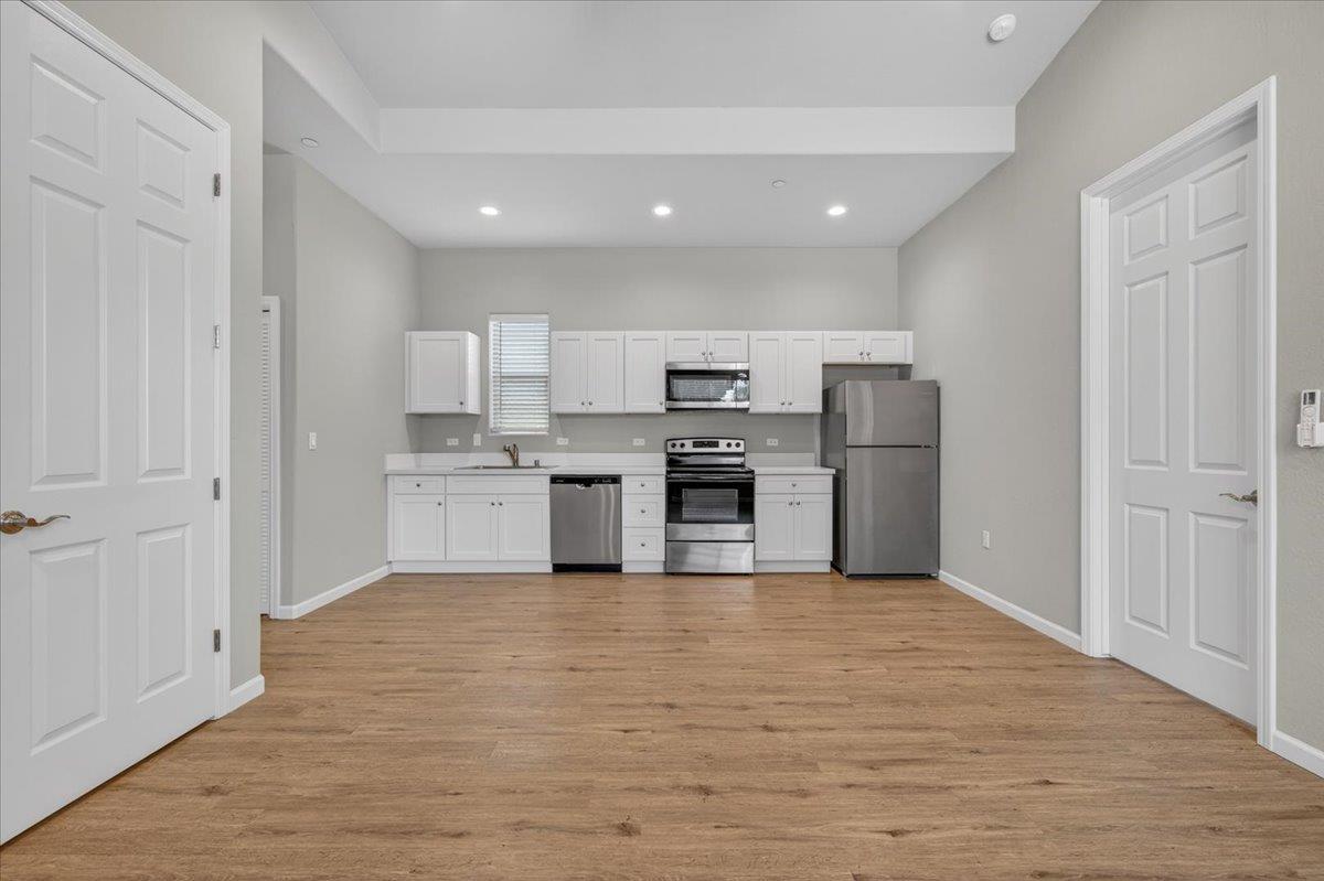 2379 2383 N Arthur, Fresno, CA 93705