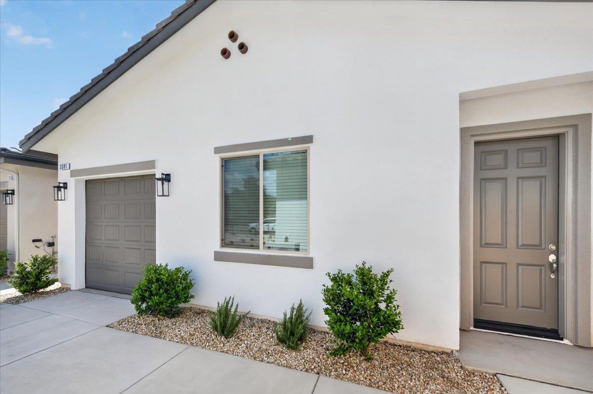 2379 2383 N Arthur, Fresno, CA 93705