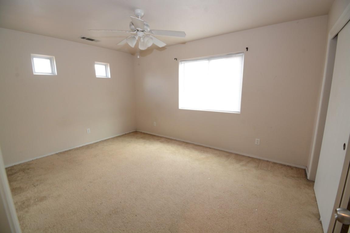 2360 S Playa Ave, Fresno, CA 93727