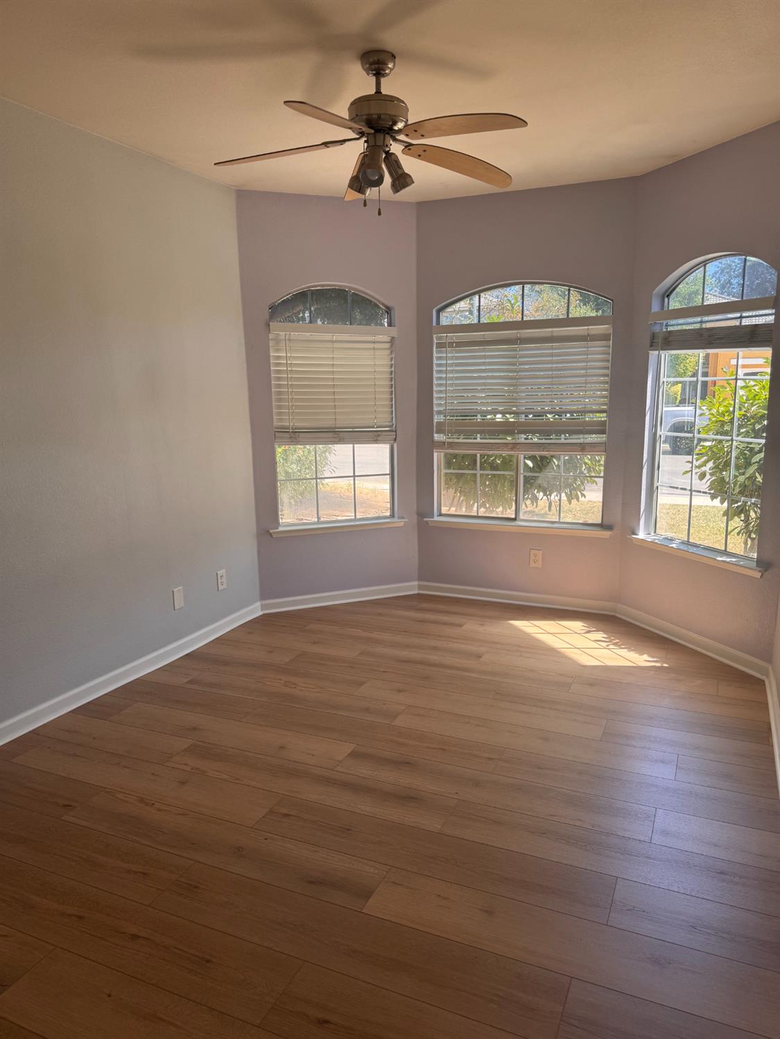 2616 E Omaha Ave, Fresno, CA 93720
