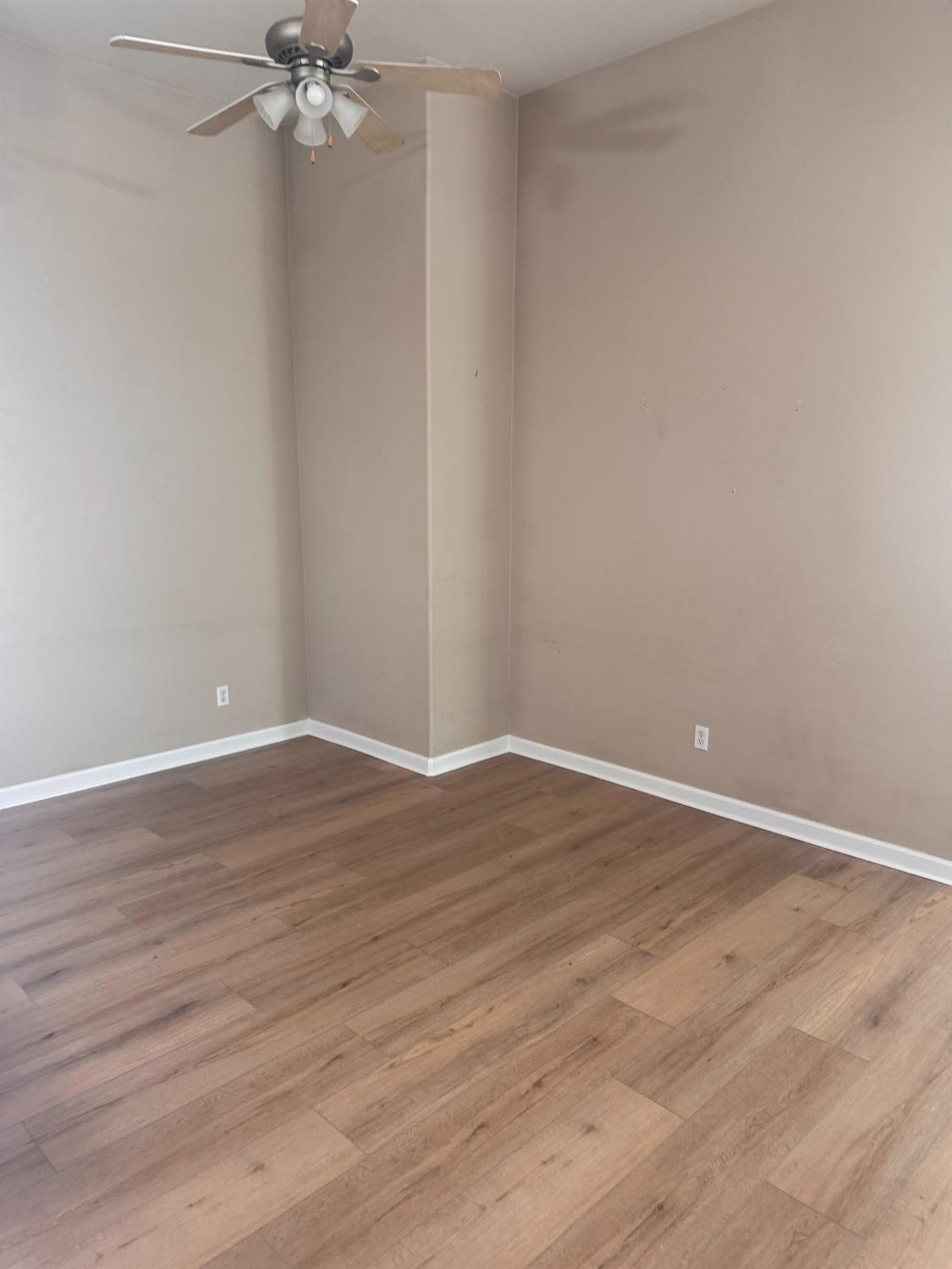 2616 E Omaha Ave, Fresno, CA 93720