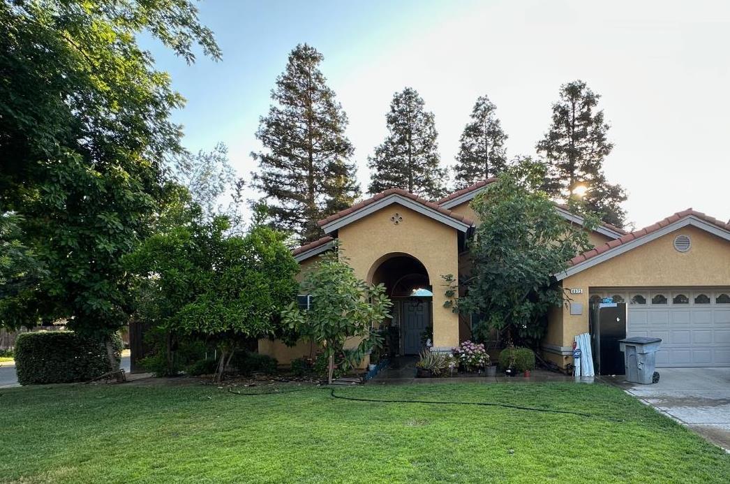 6675 N Lola, Fresno, CA 93722