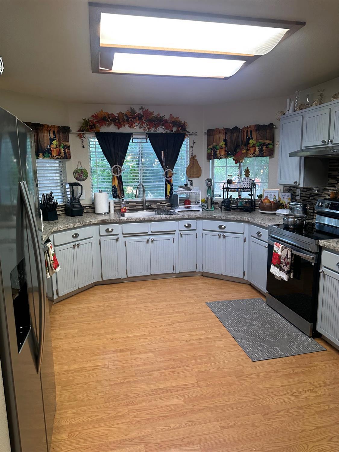 6675 N Lola, Fresno, CA 93722