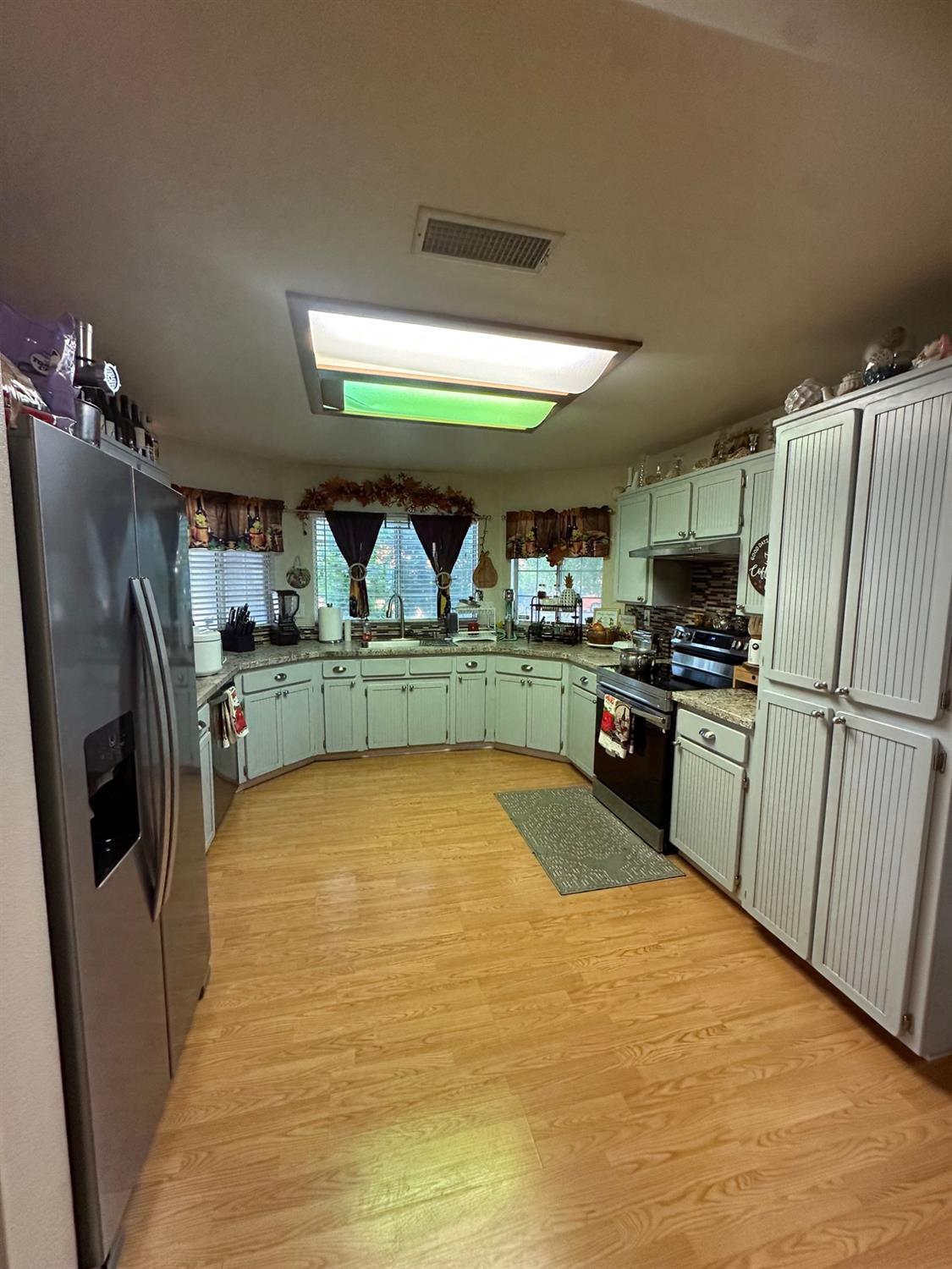 6675 N Lola, Fresno, CA 93722
