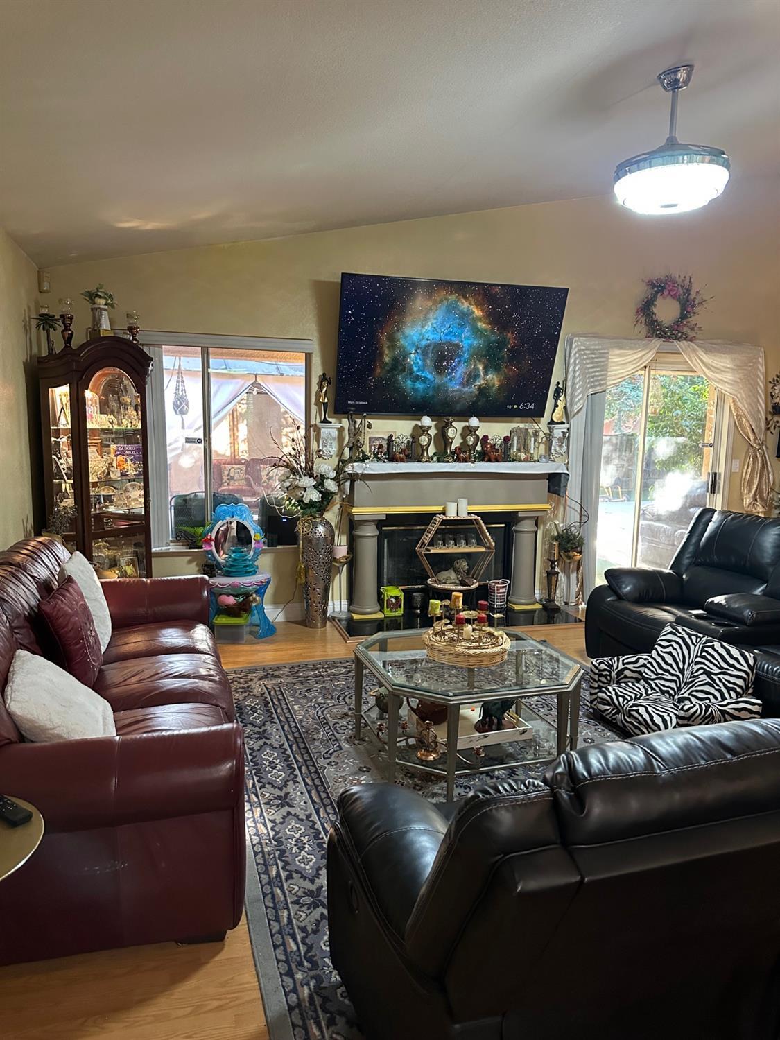 6675 N Lola, Fresno, CA 93722