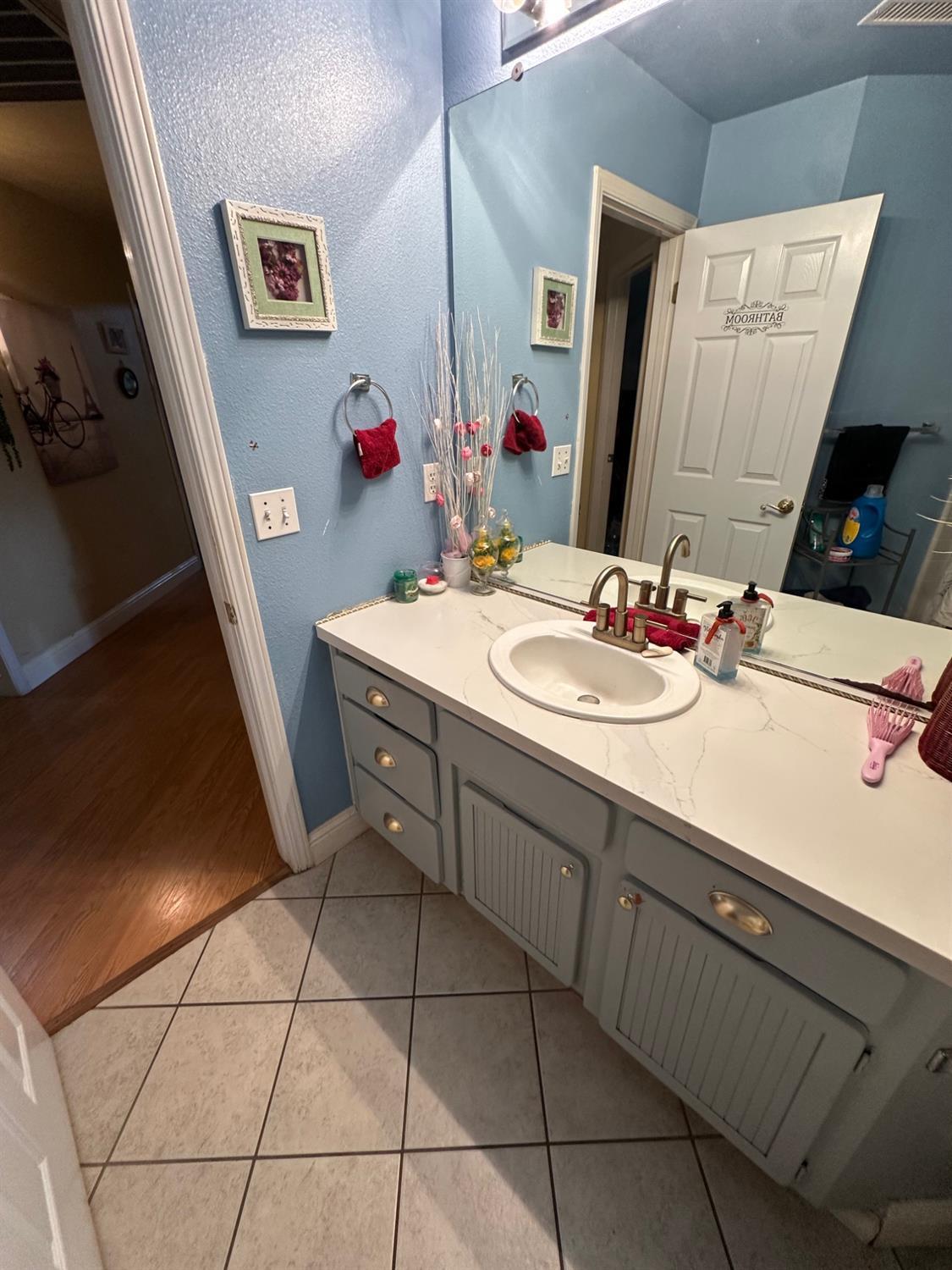 6675 N Lola, Fresno, CA 93722