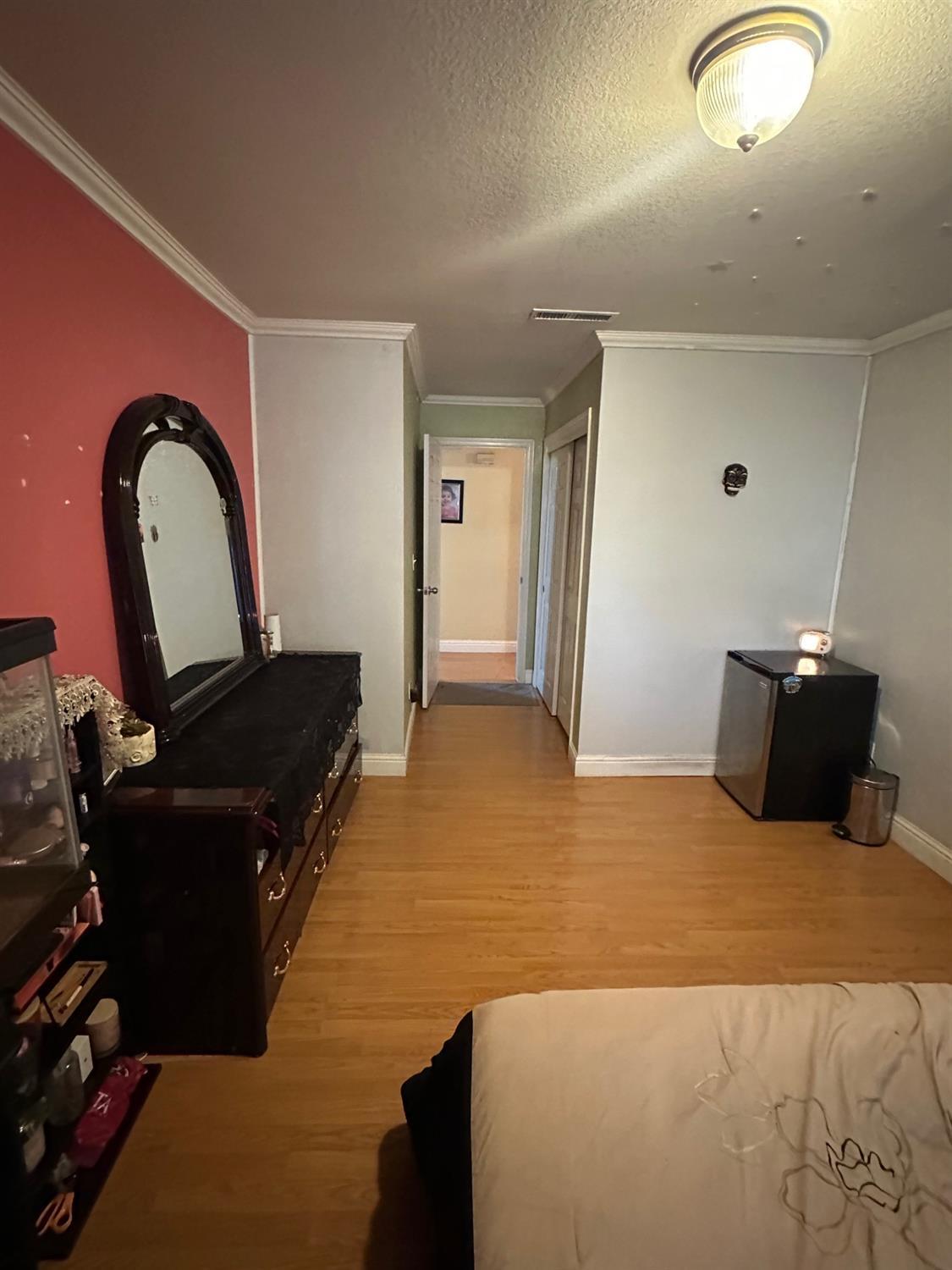 6675 N Lola, Fresno, CA 93722