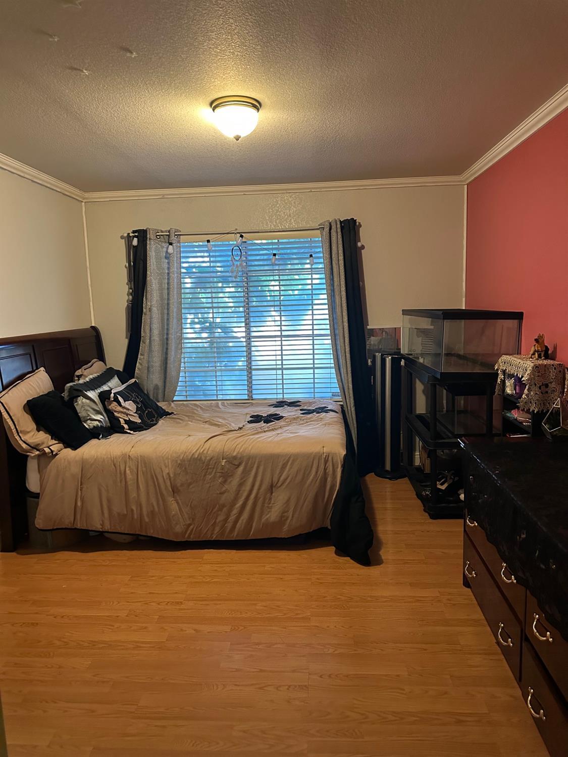 6675 N Lola, Fresno, CA 93722