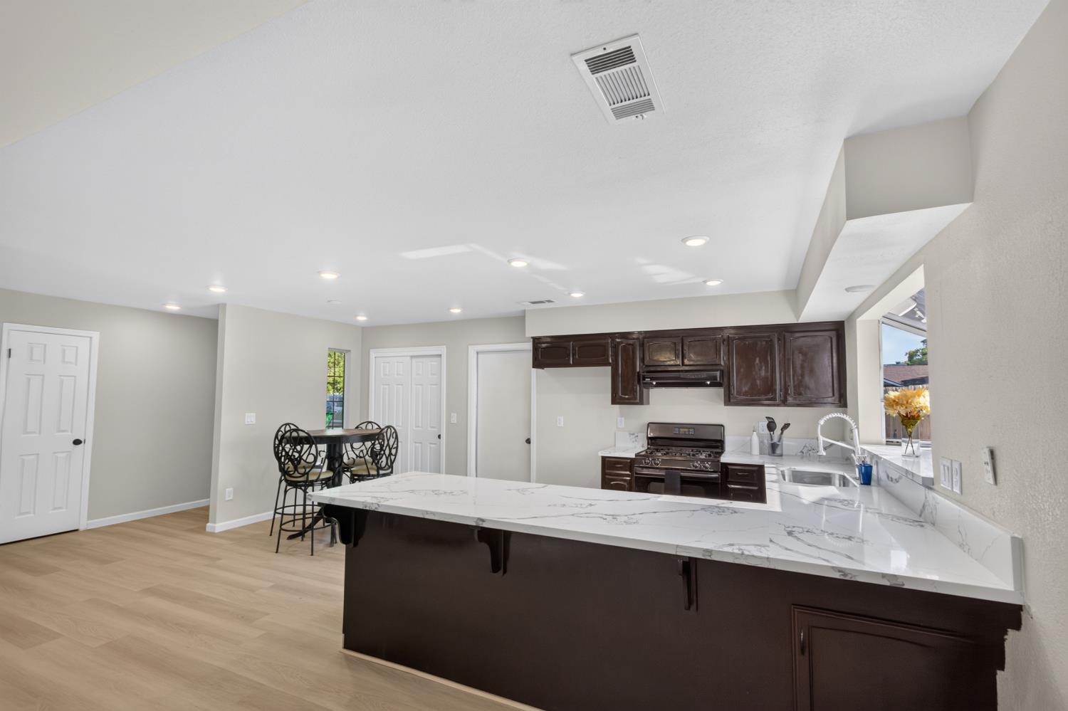 2731 Yosemite Ct, Atwater, CA 95301