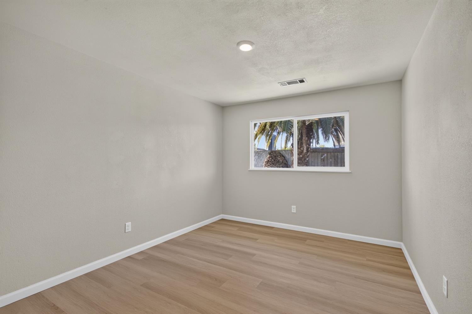 2731 Yosemite Ct, Atwater, CA 95301