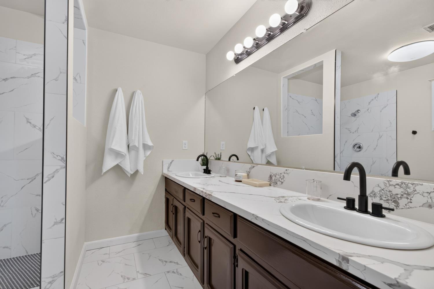 2731 Yosemite Ct, Atwater, CA 95301