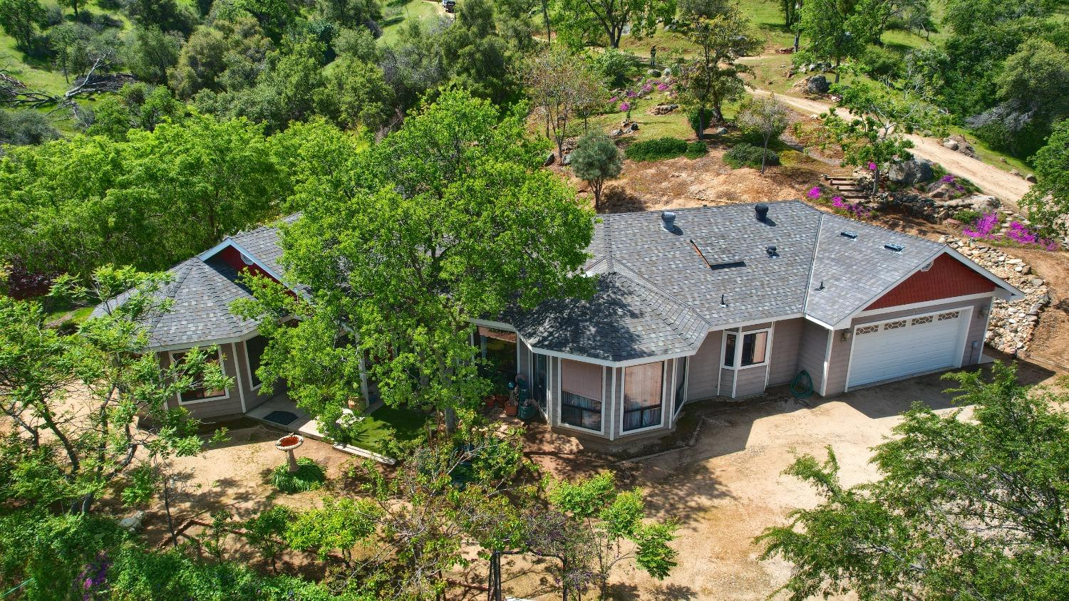 42625 Red Top Mountain Ct, Coarsegold, CA 93614
