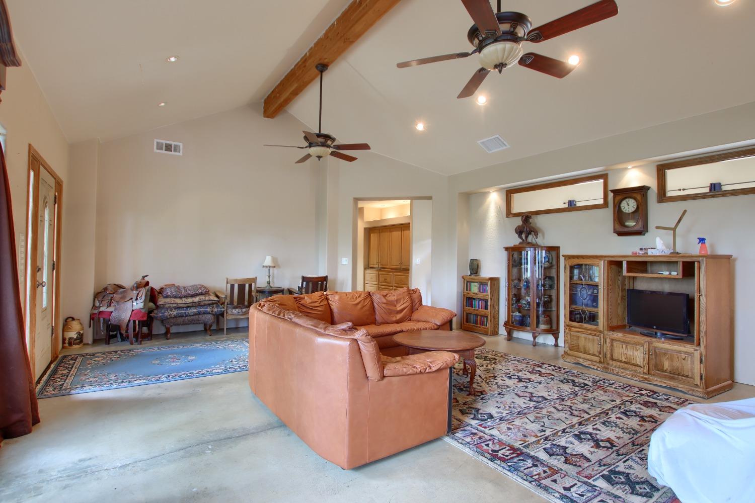 42625 Red Top Mountain Ct, Coarsegold, CA 93614