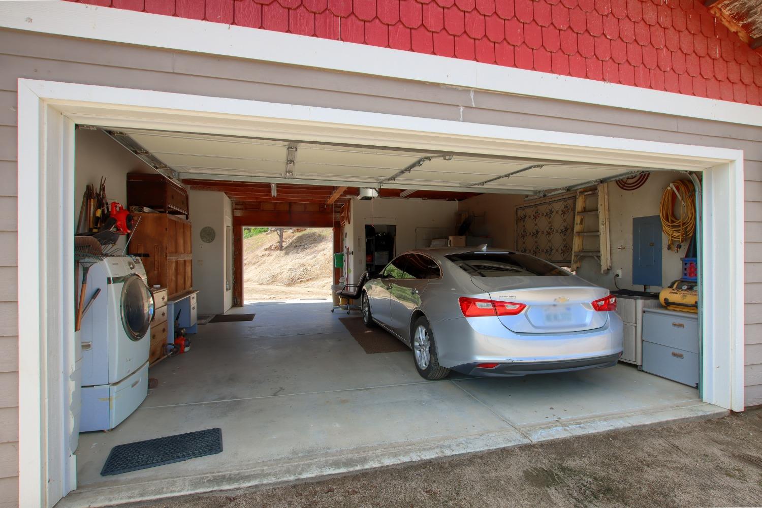 42625 Red Top Mountain Ct, Coarsegold, CA 93614