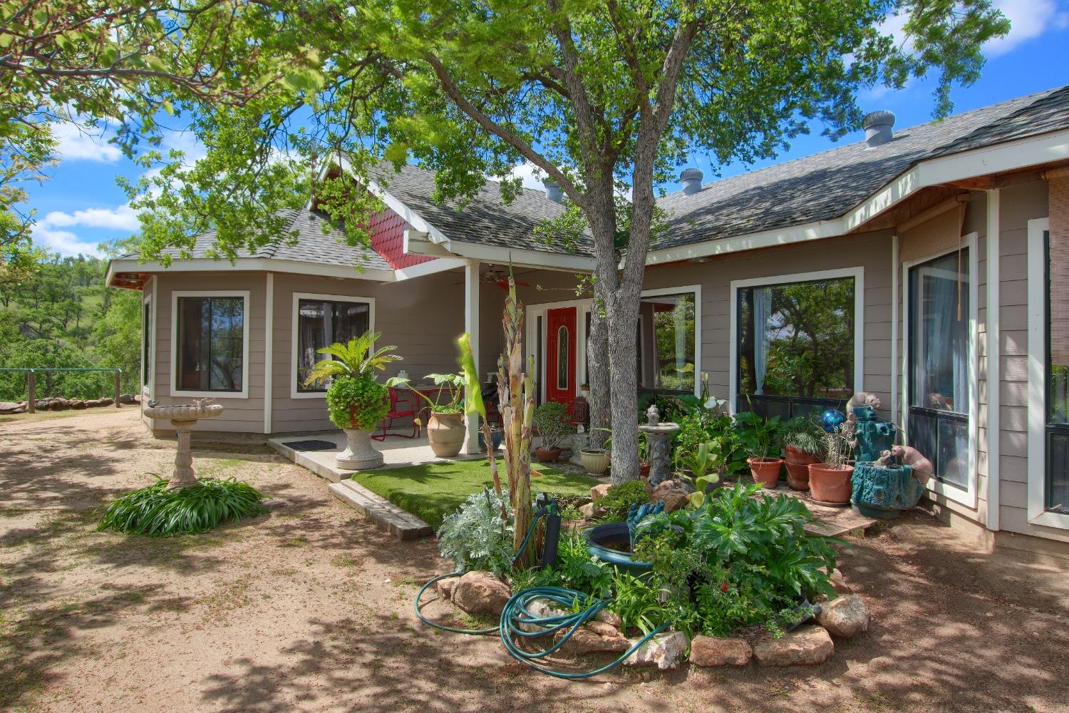 42625 Red Top Mountain Ct, Coarsegold, CA 93614
