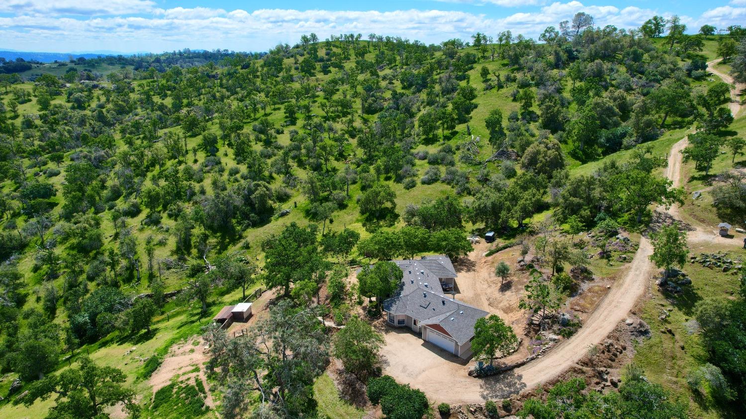 42625 Red Top Mountain Ct, Coarsegold, CA 93614
