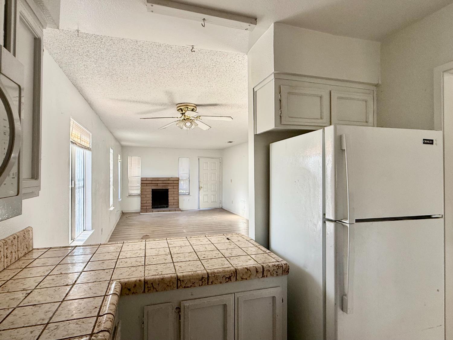 1027 W Dakota Ave #113, Fresno, CA 93705