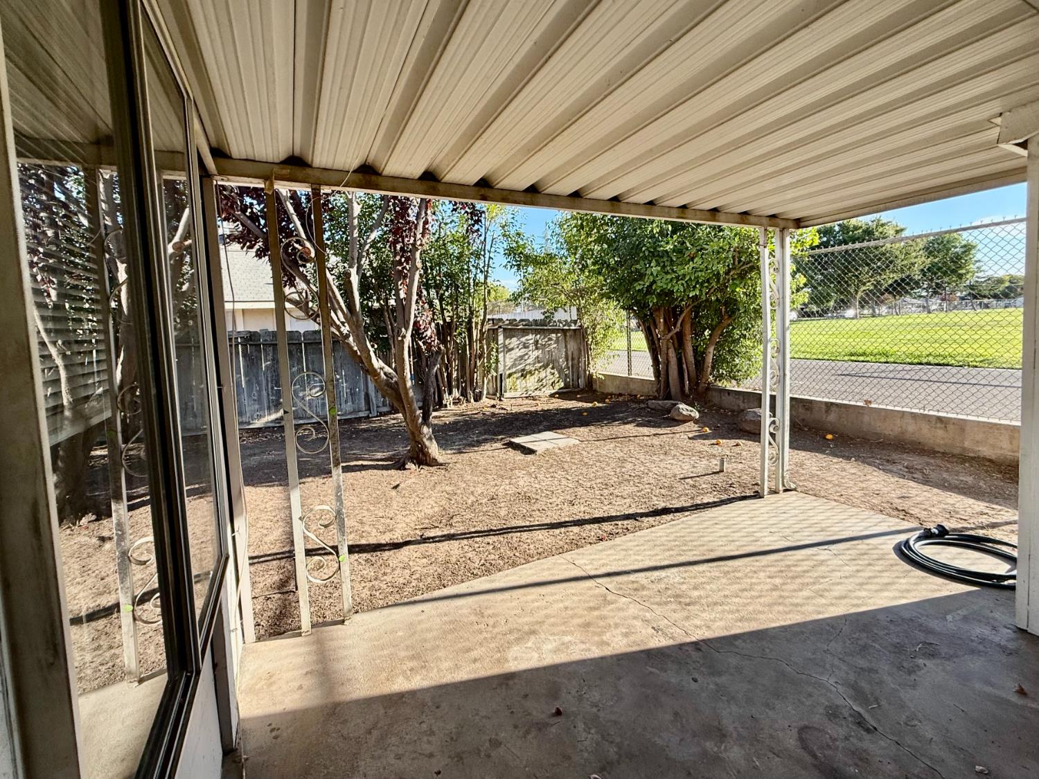 1027 W Dakota Ave #113, Fresno, CA 93705