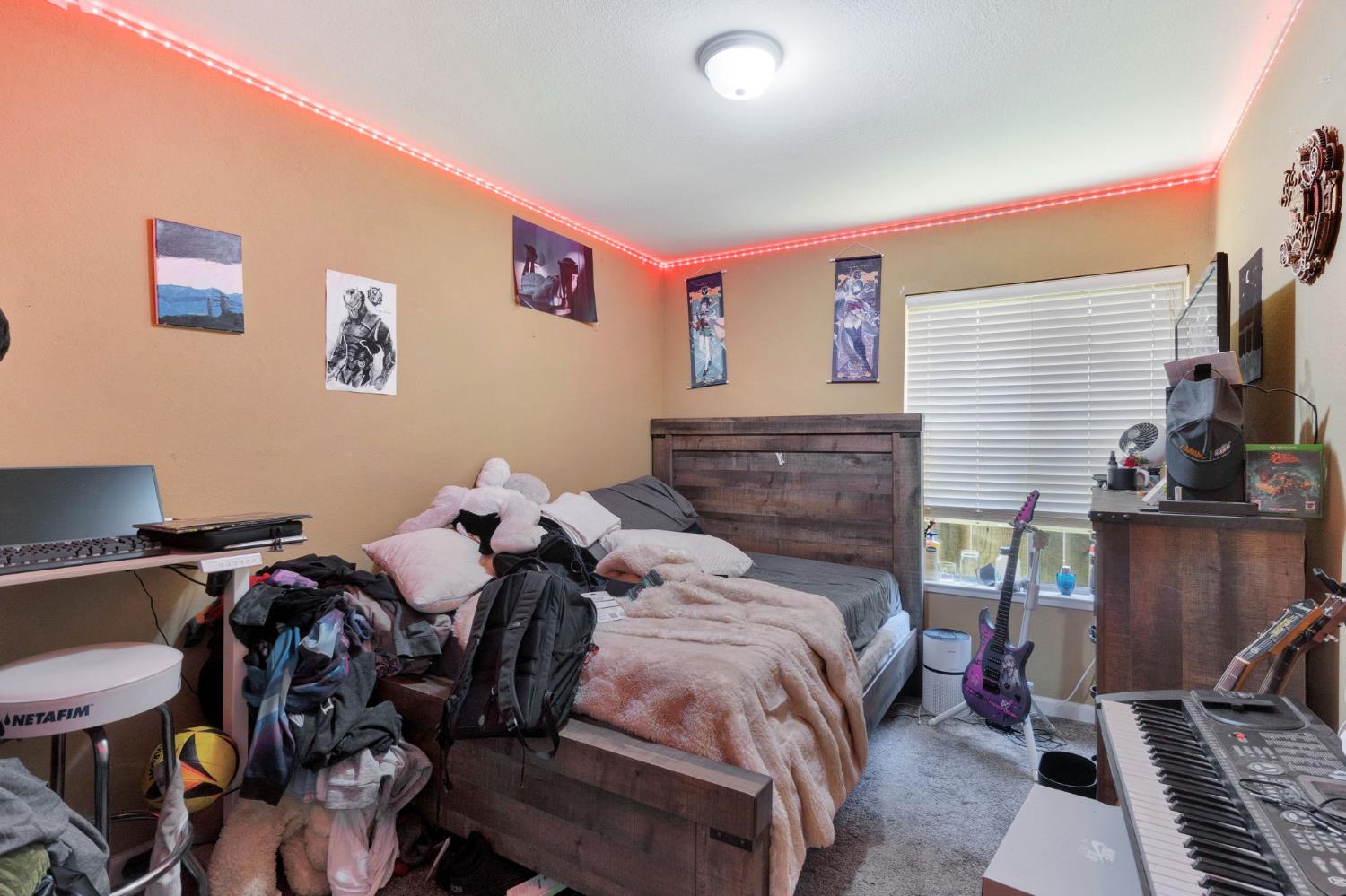 64 W Sierra Ave #102, Fresno, CA 93704