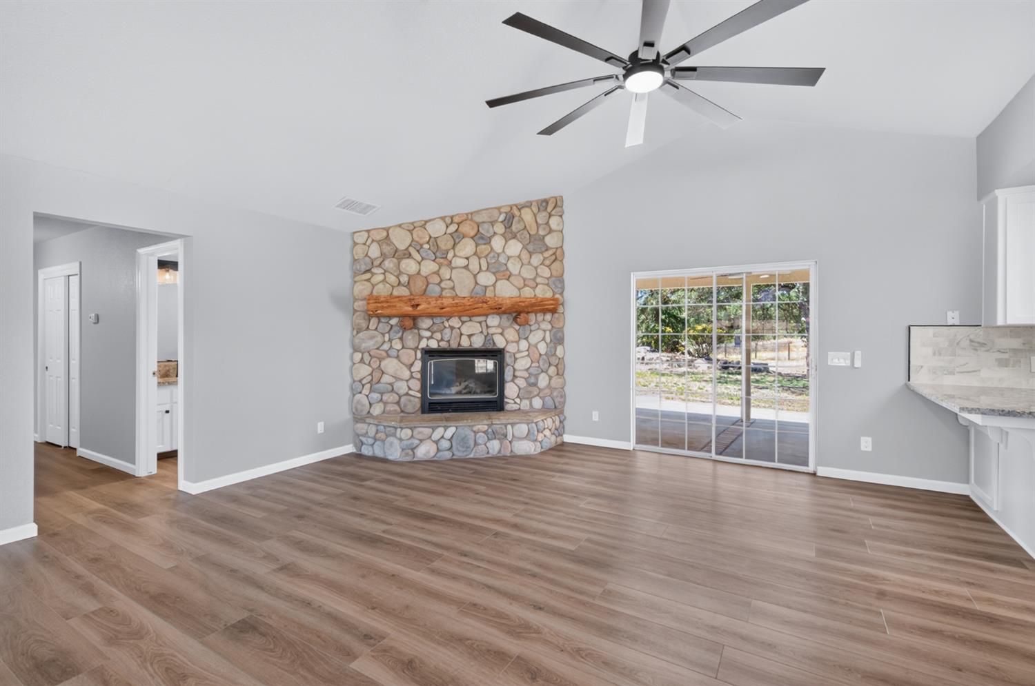 32115 Turkey Track Ln, Auberry, CA 93602