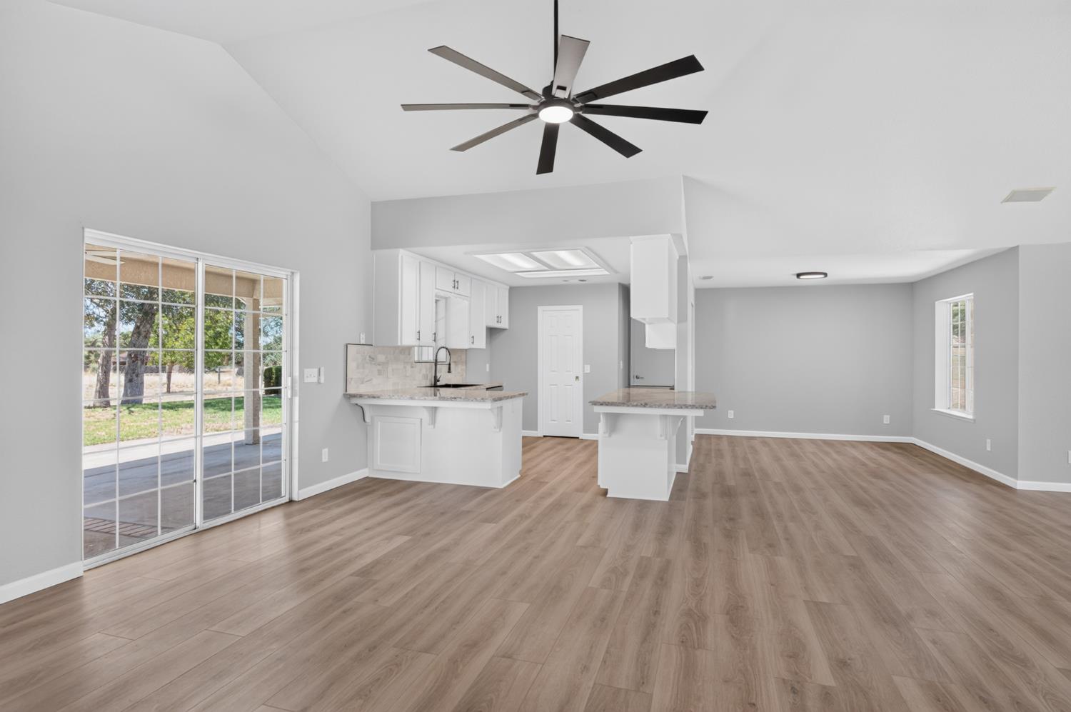 32115 Turkey Track Ln, Auberry, CA 93602