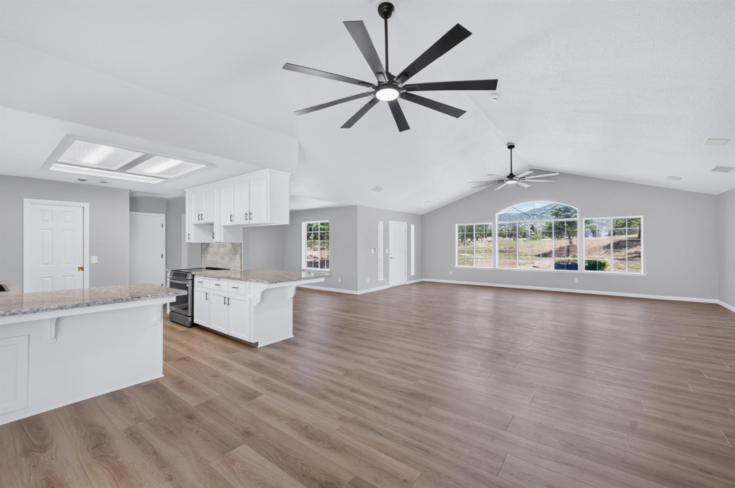 32115 Turkey Track Ln, Auberry, CA 93602