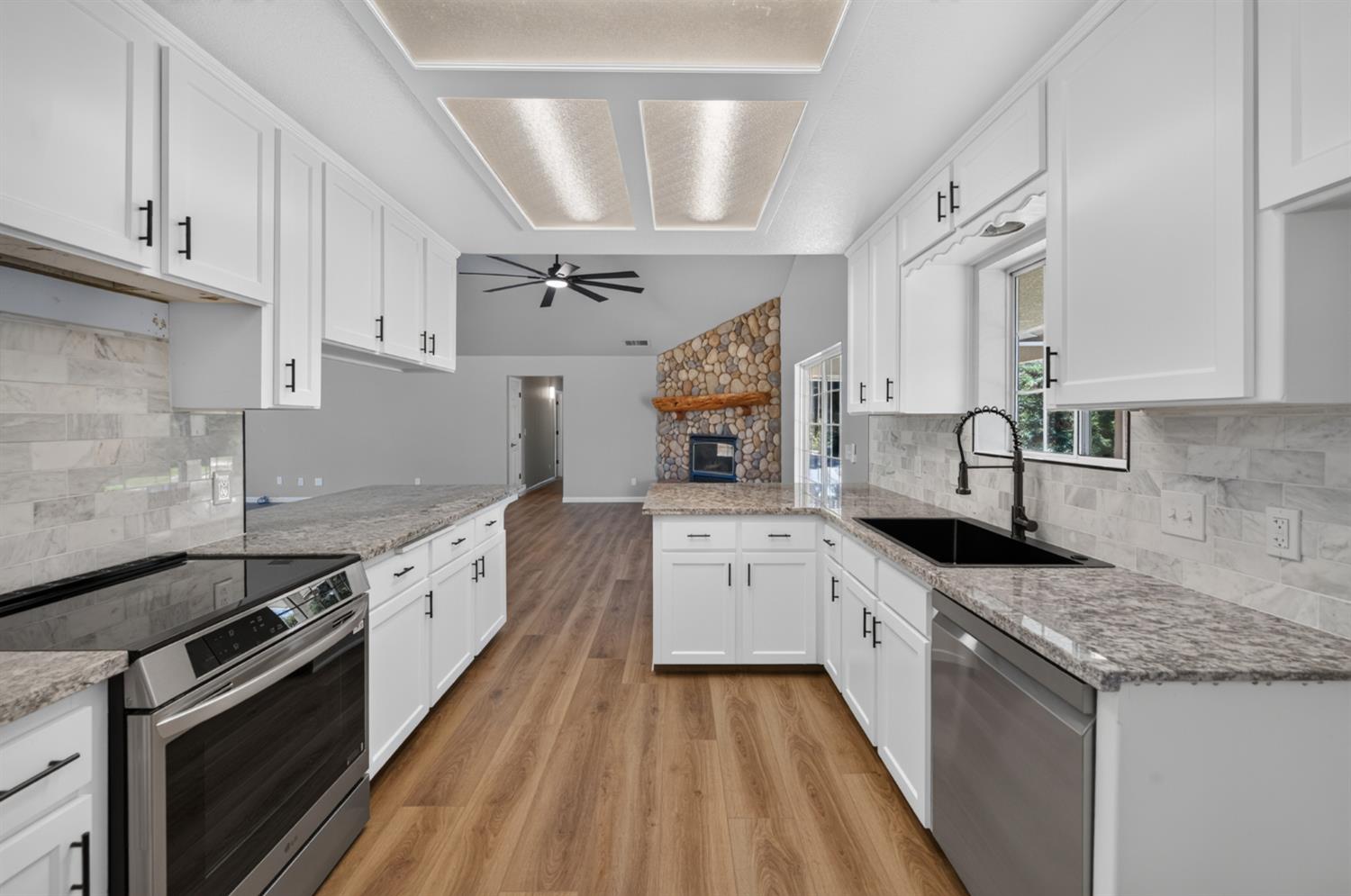 32115 Turkey Track Ln, Auberry, CA 93602