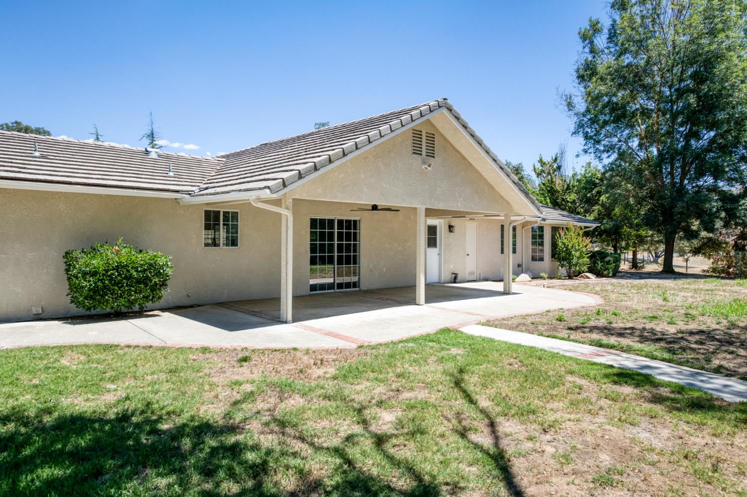 32115 Turkey Track Ln, Auberry, CA 93602