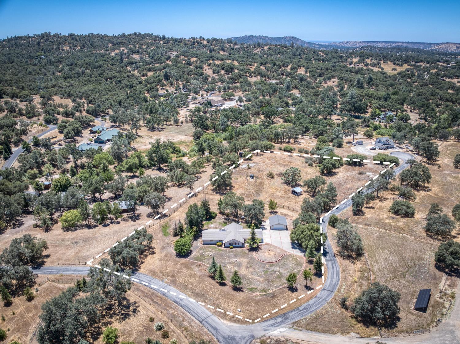 32115 Turkey Track Ln, Auberry, CA 93602