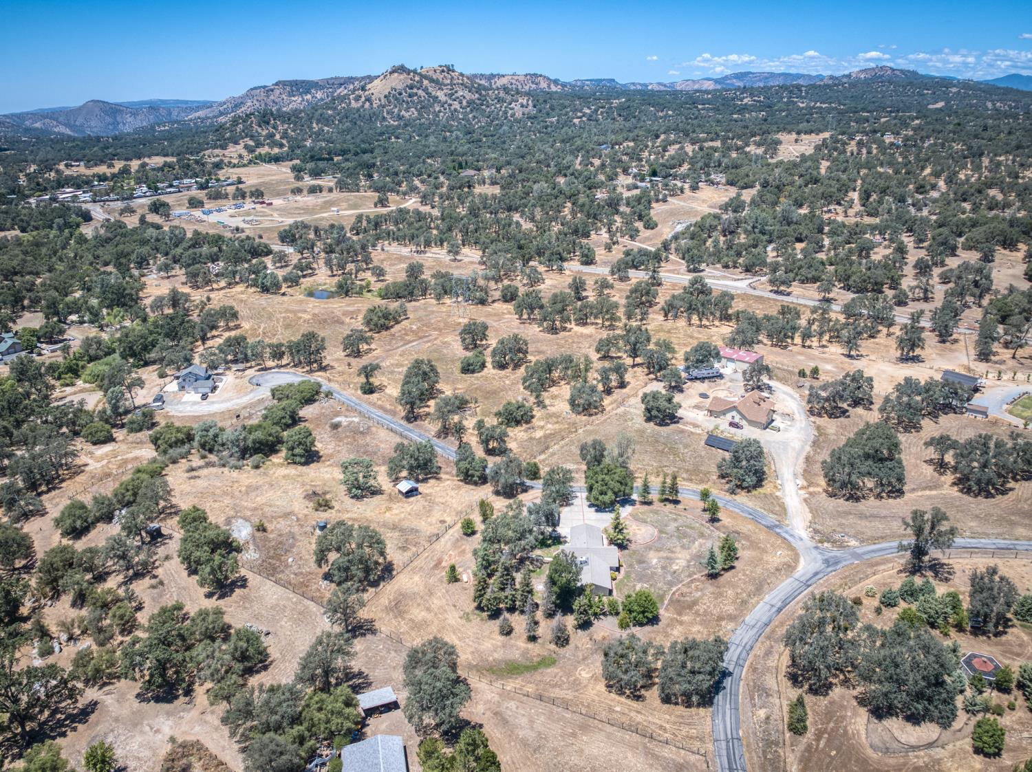 32115 Turkey Track Ln, Auberry, CA 93602