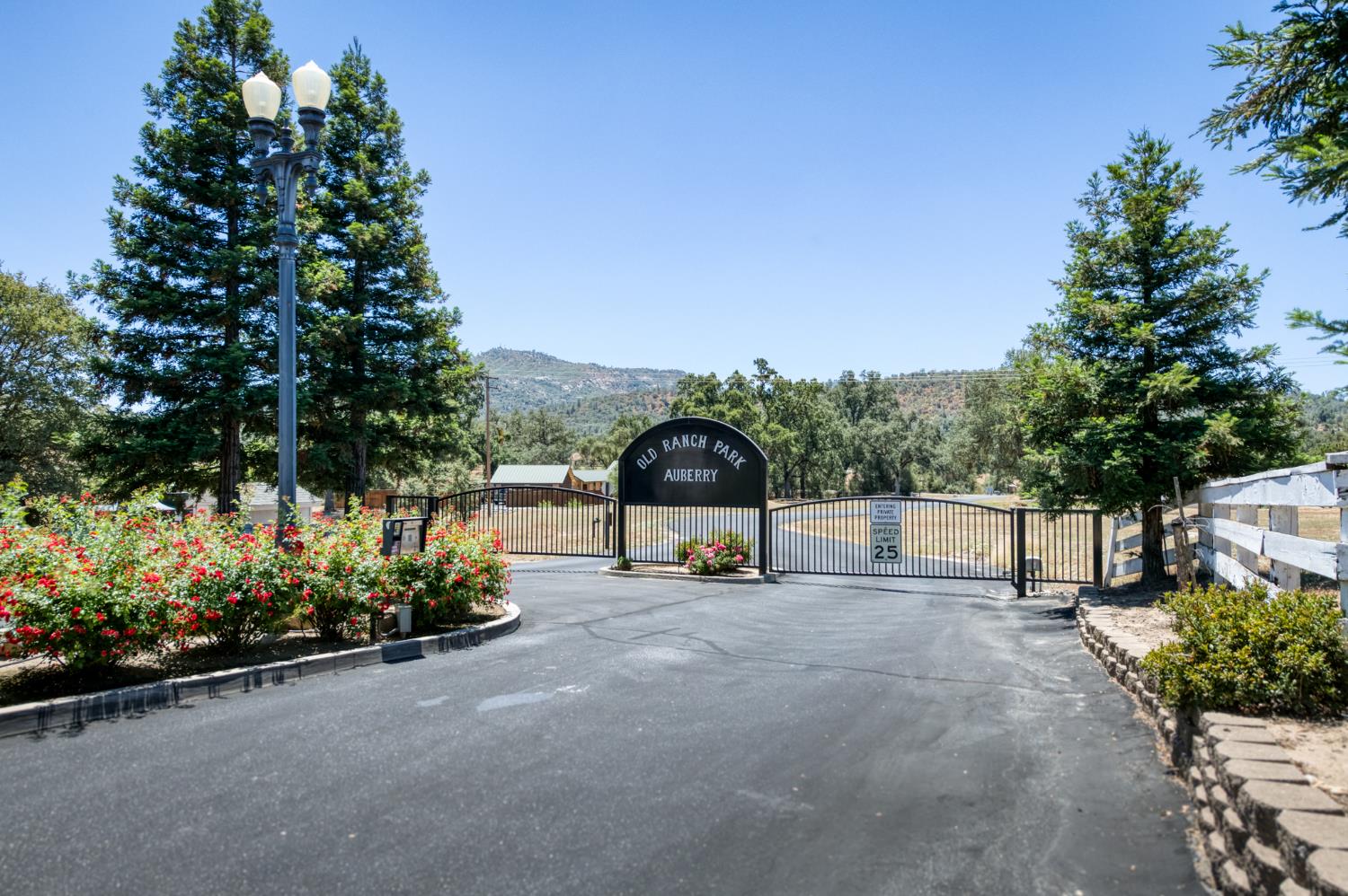 32115 Turkey Track Ln, Auberry, CA 93602