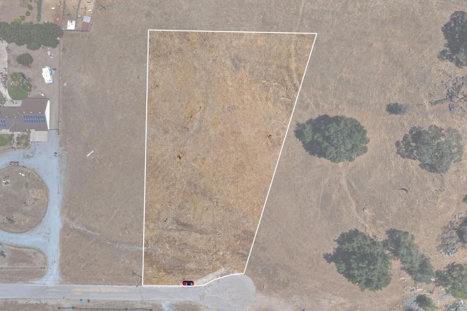 6050 Dogwood Lane, Sanger, CA 93657