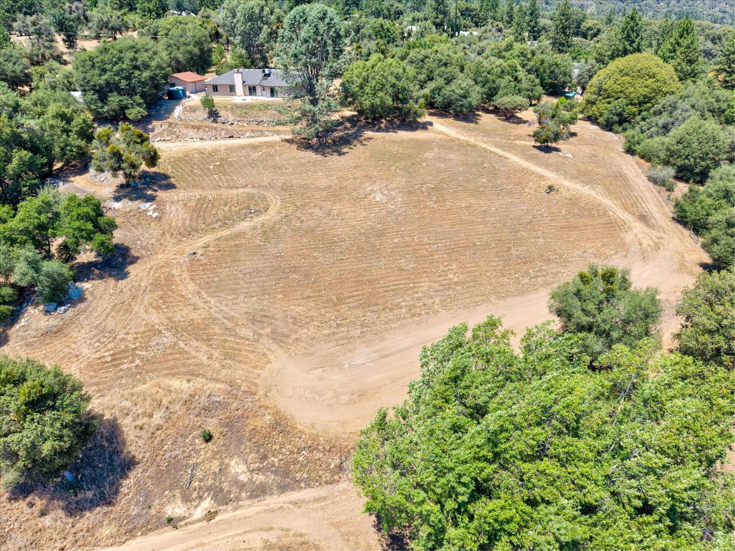 45200 Songbird Ln, Ahwahnee, CA 93601