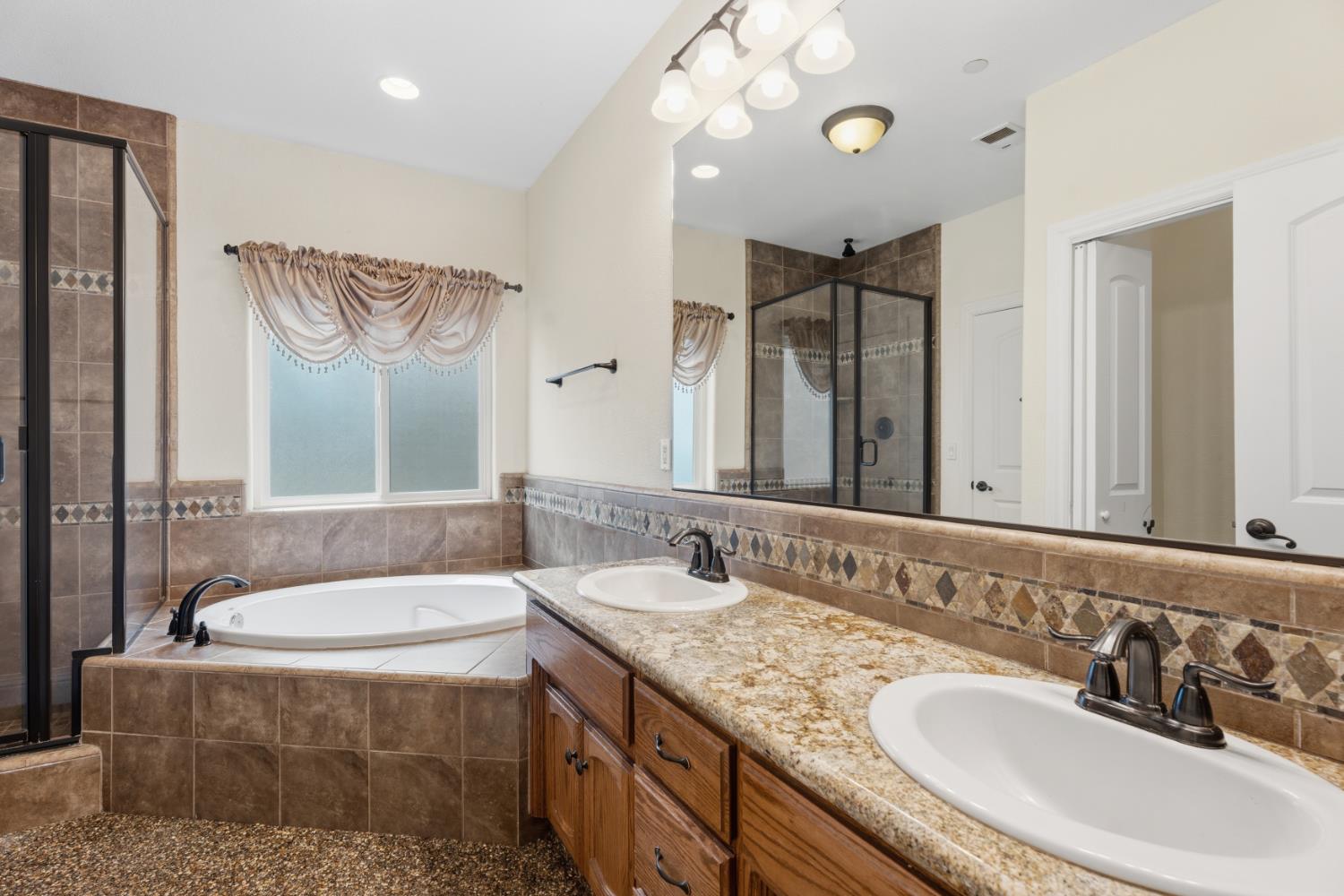 33099 Road 800, Raymond, CA 93653