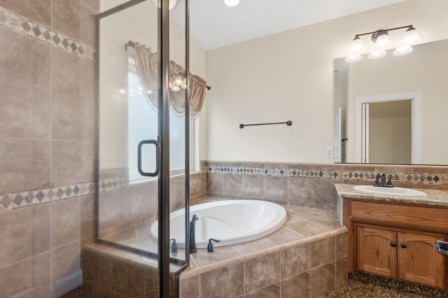 33099 Road 800, Raymond, CA 93653